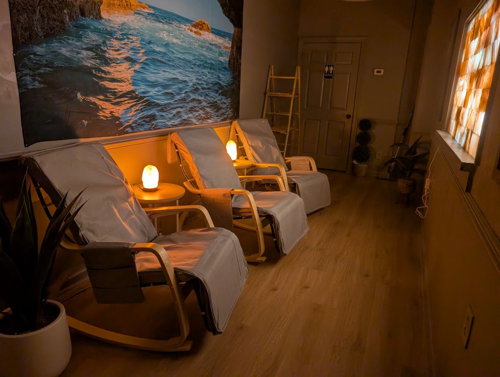 Wellness Collective — Salt Therapy, Red Light, Massage, Facials